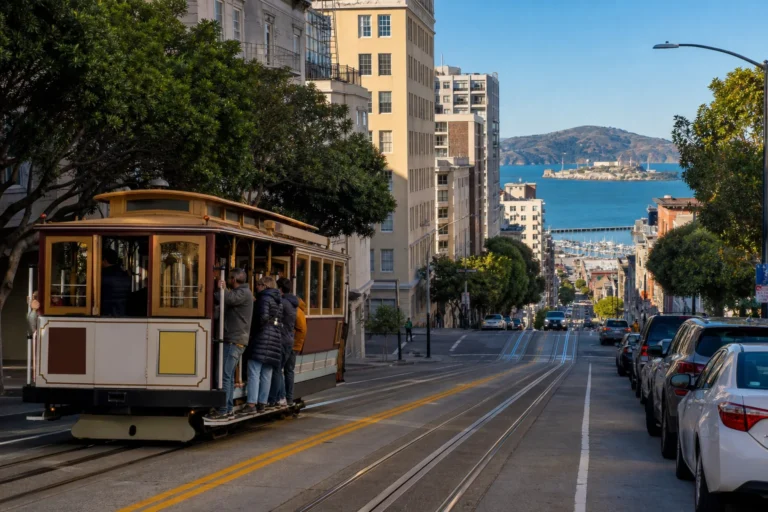 Ronderëmkomme an San Francisco — Saachen ze maachen a San Francisco, Kalifornien